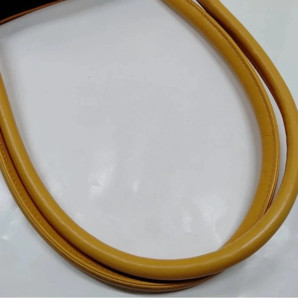 Yves Saint Laurent tote bag - Picture 6 of 8